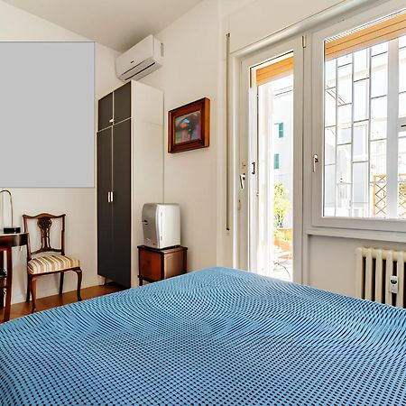 Alloggio Turistico Via Dei Faggi - Room Roma Dış mekan fotoğraf