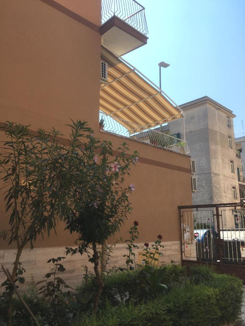 Alloggio Turistico Via Dei Faggi - Room Roma Dış mekan fotoğraf